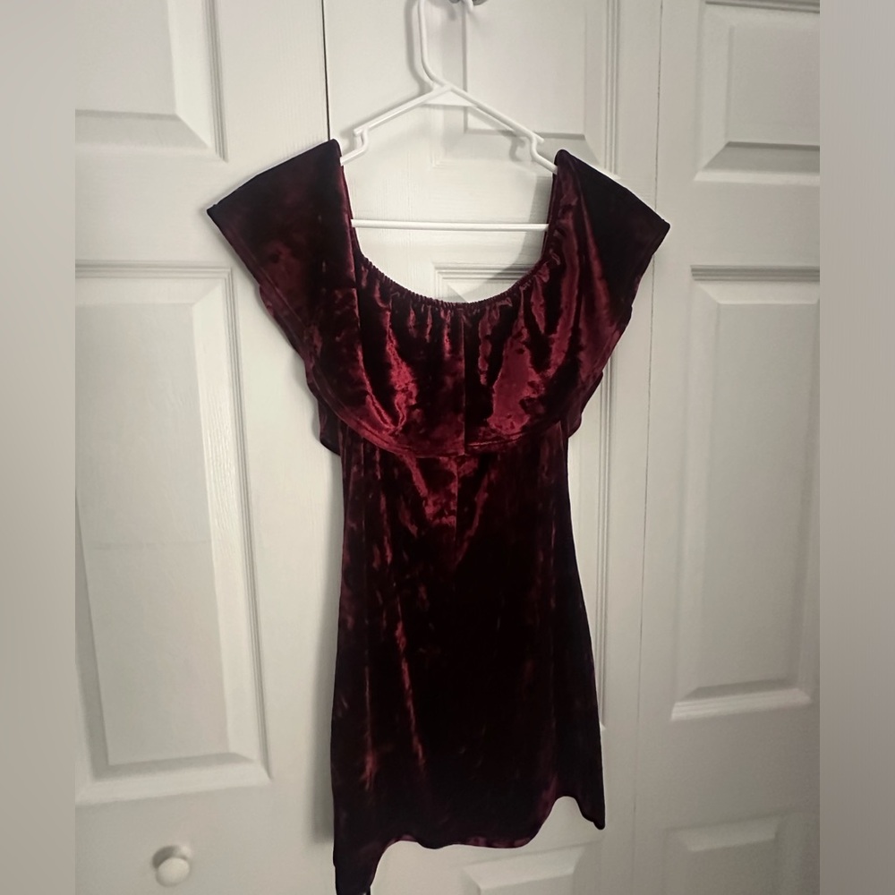 Forever 21 Velvet Off Shoulder Mini